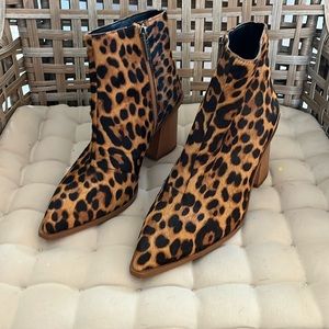 1.State Kelte Bootie, Leopard